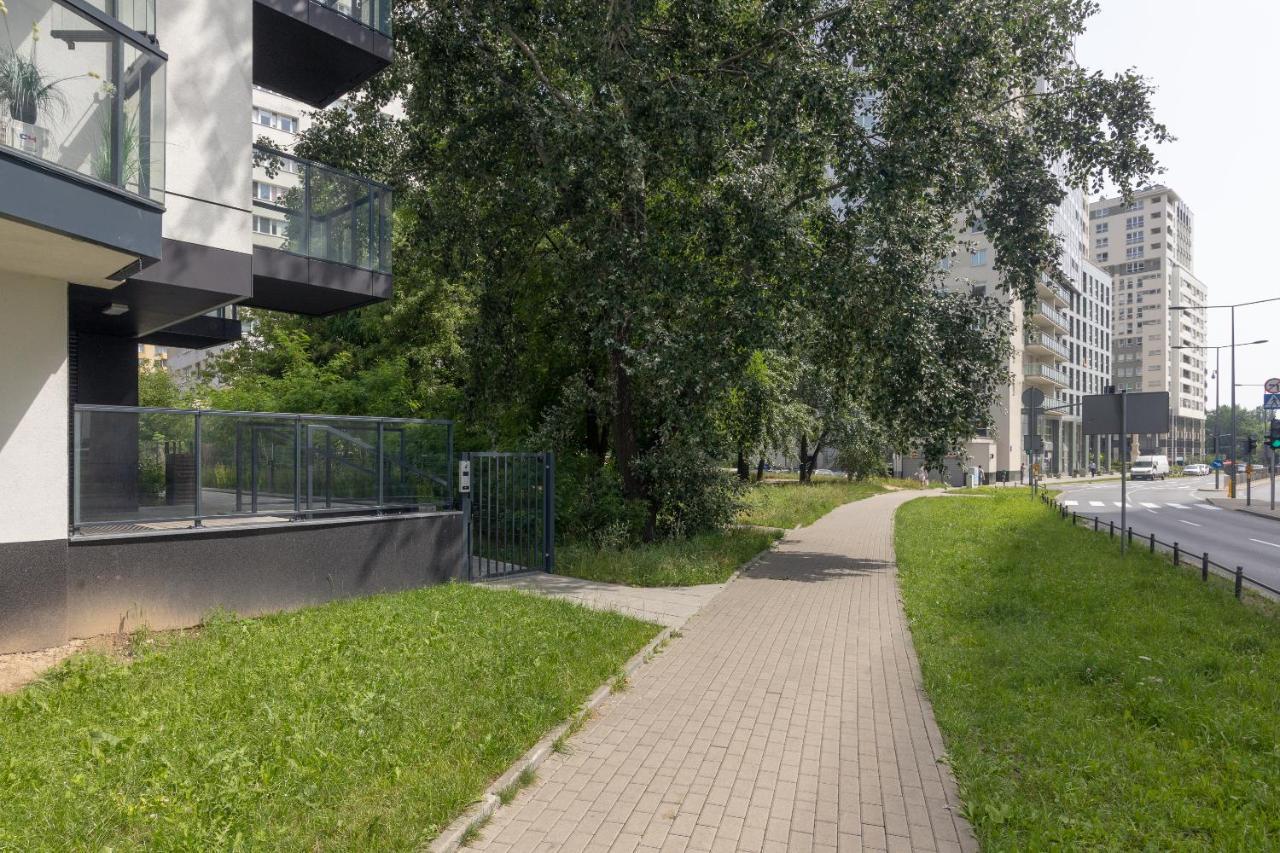Metro Wilanowska Comfortable Apartment Warsaw Exterior photo