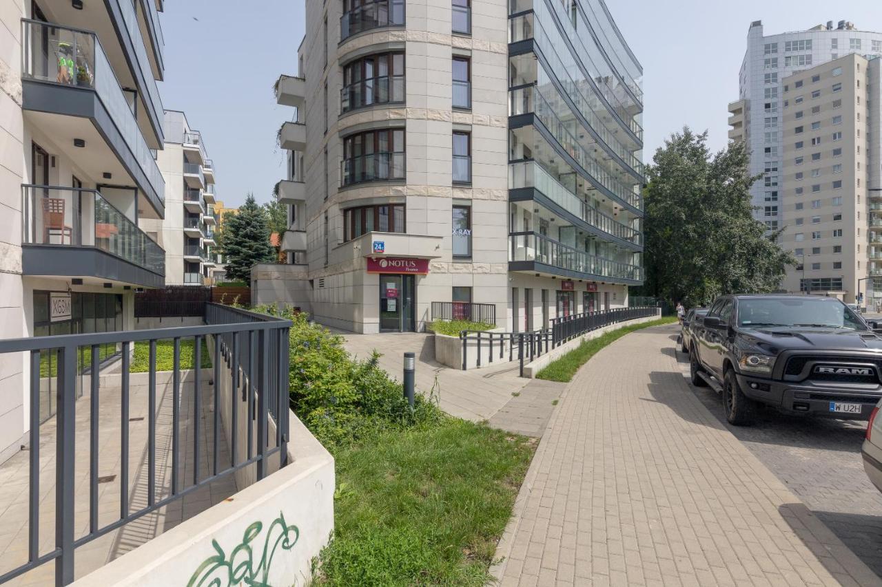 Metro Wilanowska Comfortable Apartment Warsaw Exterior photo