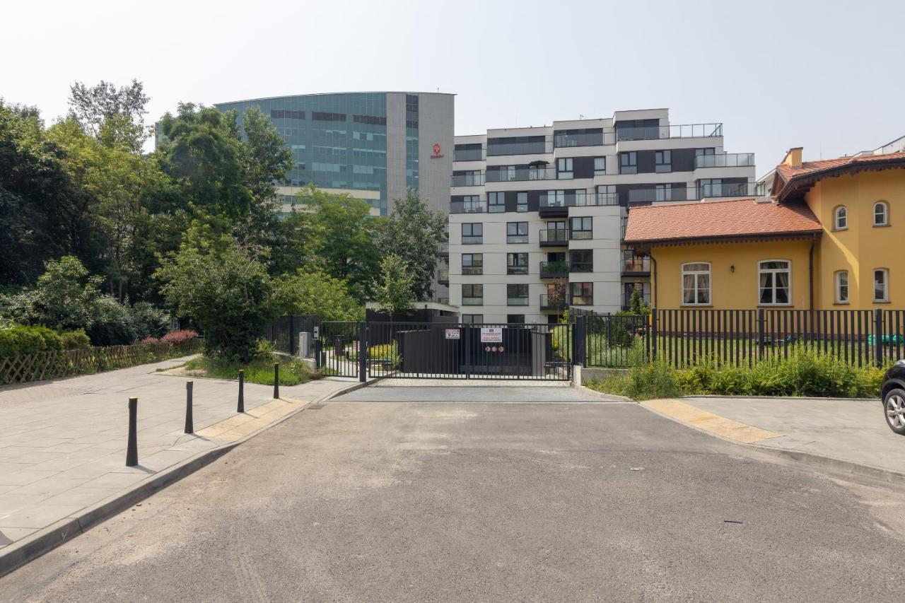 Metro Wilanowska Comfortable Apartment Warsaw Exterior photo