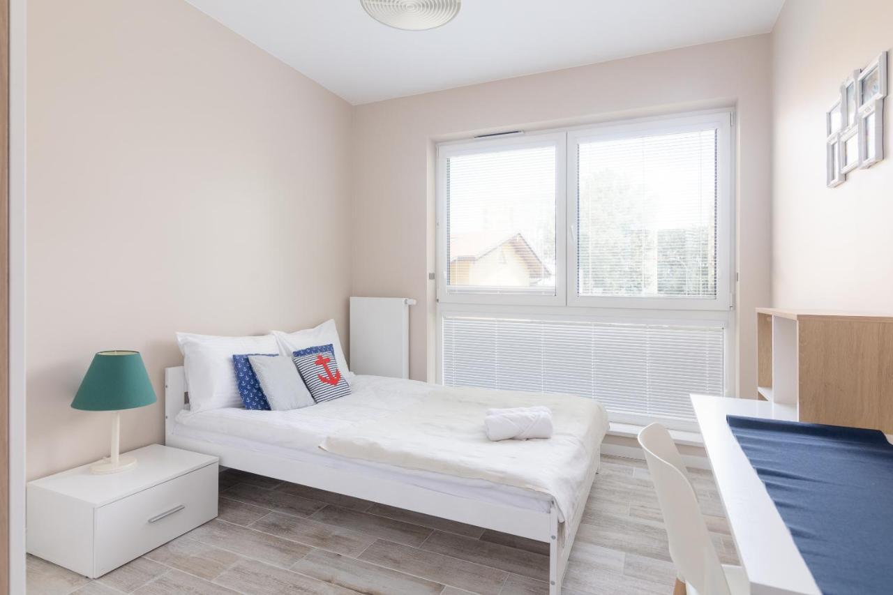 Metro Wilanowska Comfortable Apartment Warsaw Exterior photo