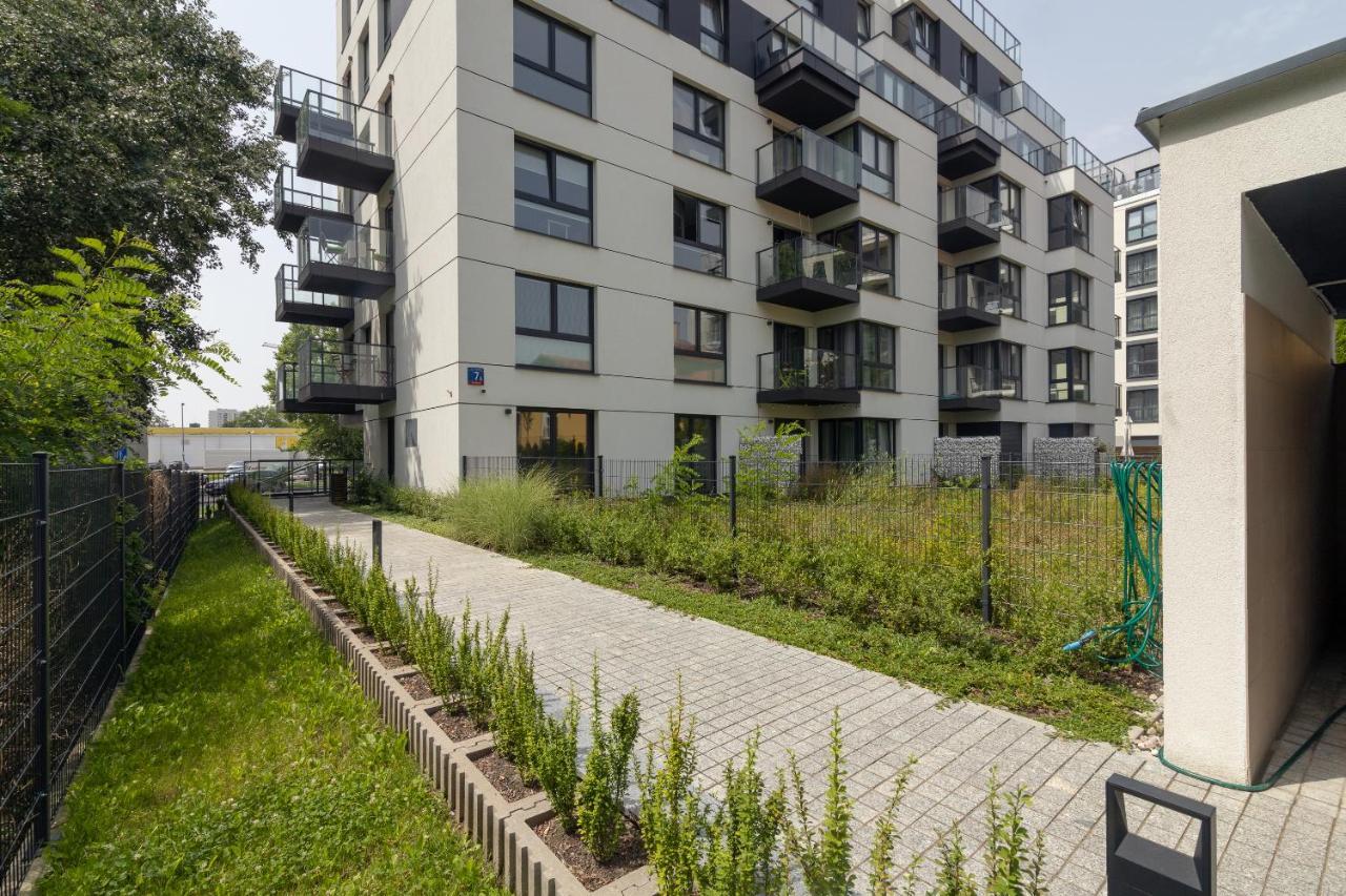 Metro Wilanowska Comfortable Apartment Warsaw Exterior photo